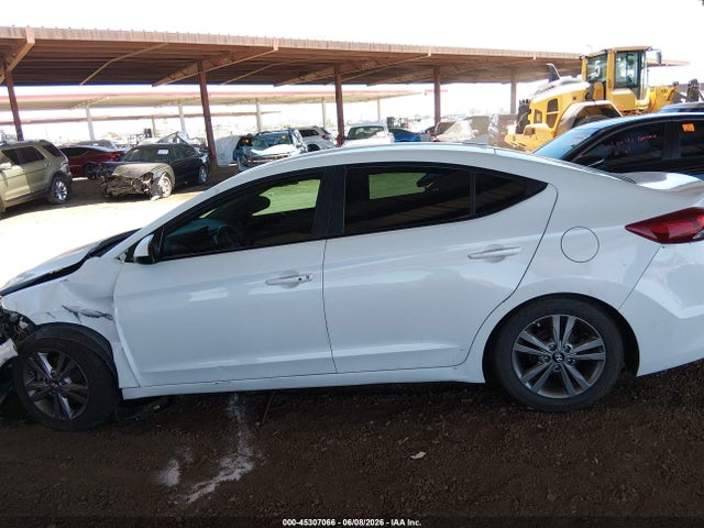 Hyundai ELANTRA SE 2017 5NPD84LF2HH020055 Image 14