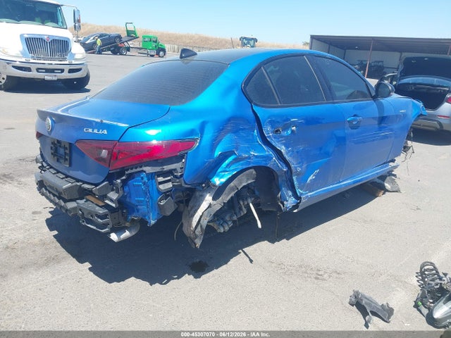 2022 Alfa Romeo Giulia Veloce Awd მანქანა იყიდება აუქციონზე, vin: ZARFANBN7N7660117, აუქციონის ნომერი: 45307070