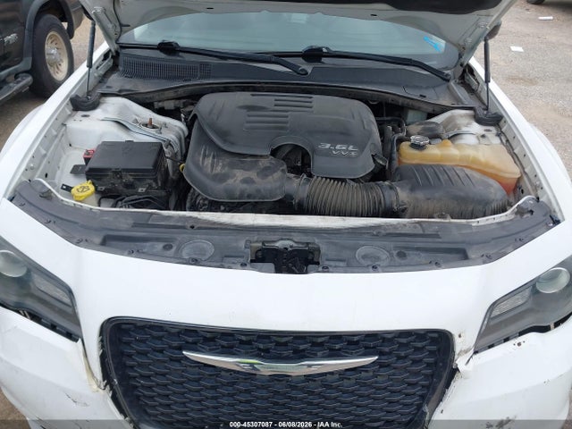2018 Chrysler 300 Touring მანქანა იყიდება აუქციონზე, vin: 2C3CCAAG4JH291884, აუქციონის ნომერი: 45307087