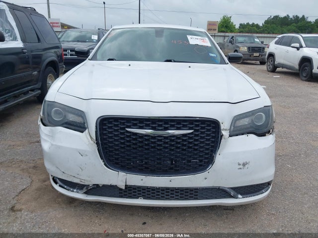 2018 Chrysler 300 Touring მანქანა იყიდება აუქციონზე, vin: 2C3CCAAG4JH291884, აუქციონის ნომერი: 45307087