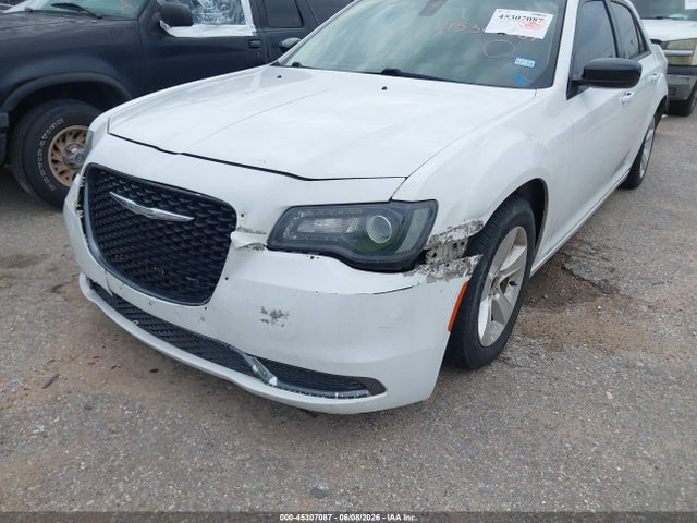 2018 Chrysler 300 Touring მანქანა იყიდება აუქციონზე, vin: 2C3CCAAG4JH291884, აუქციონის ნომერი: 45307087