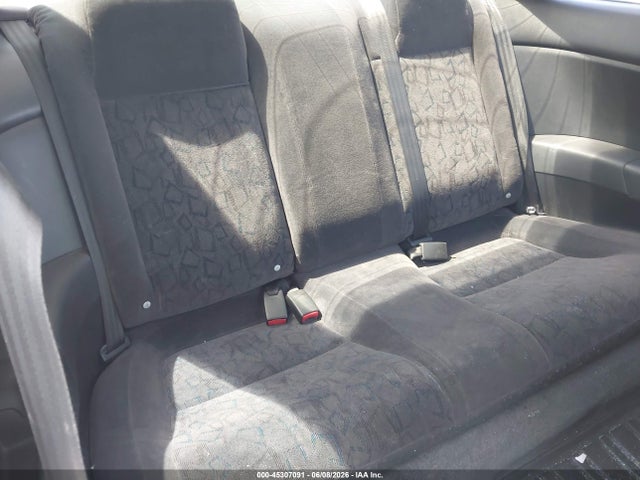 45307091 :رقم المزاد ، 1HGEM21902L008508 vin ، 2002 Honda Civic Ex مزاد بيع