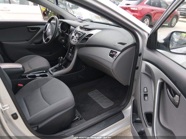 2015 Hyundai Elantra Se მანქანა იყიდება აუქციონზე, vin: 5NPDH4AE6FH600075, აუქციონის ნომერი: 45307214