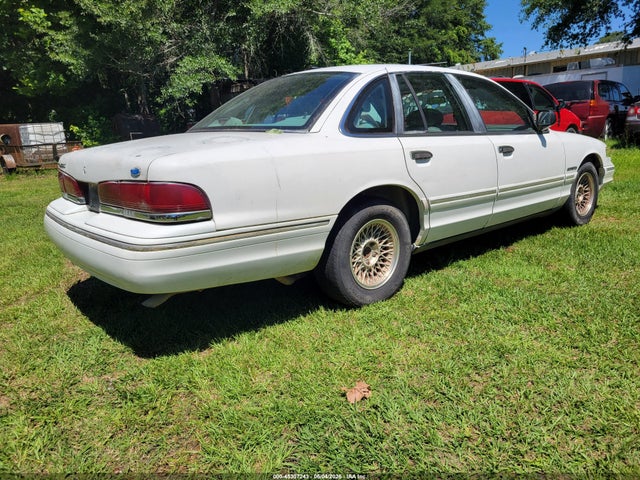 45307243 :رقم المزاد ، 2FALP74W2SX102264 vin ، 1995 Ford Crown Victoria Lx مزاد بيع