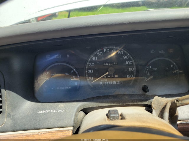 45307243 :رقم المزاد ، 2FALP74W2SX102264 vin ، 1995 Ford Crown Victoria Lx مزاد بيع