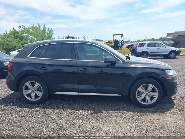 Продажа на аукционе авто 2018 Audi Q5 2.0t Premium/2.0t Tech Premium, vin: WA1BNAFY3J2176604, номер лота: 45307282