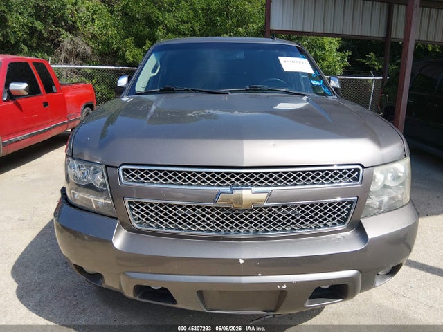 Продаж на аукціоні авто 2011 Chevrolet Suburban 1500 Ls, vin: 1GNSKHE32BR392103, номер лоту: 45307293