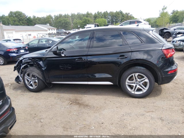 2018 Audi Q5 2.0t Premium/2.0t Tech Premium მანქანა იყიდება აუქციონზე, vin: WA1ANAFY5J2131367, აუქციონის ნომერი: 45307294