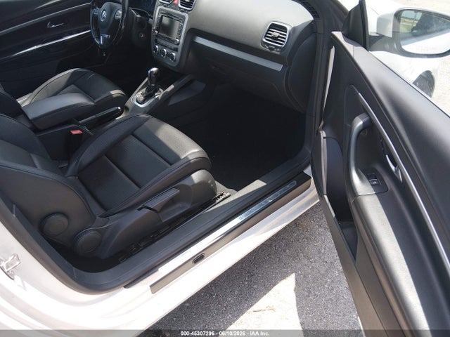 Продаж на аукціоні авто 2013 Volkswagen Eos Komfort, vin: WVWBW8AH3DV005552, номер лоту: 45307296