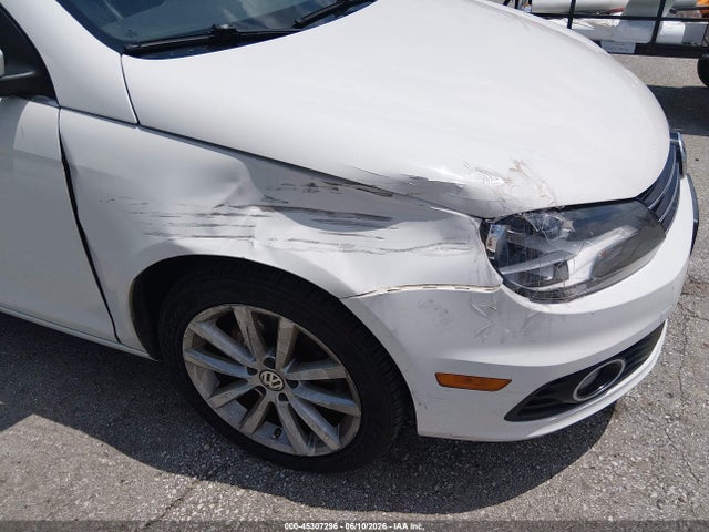 Продаж на аукціоні авто 2013 Volkswagen Eos Komfort, vin: WVWBW8AH3DV005552, номер лоту: 45307296
