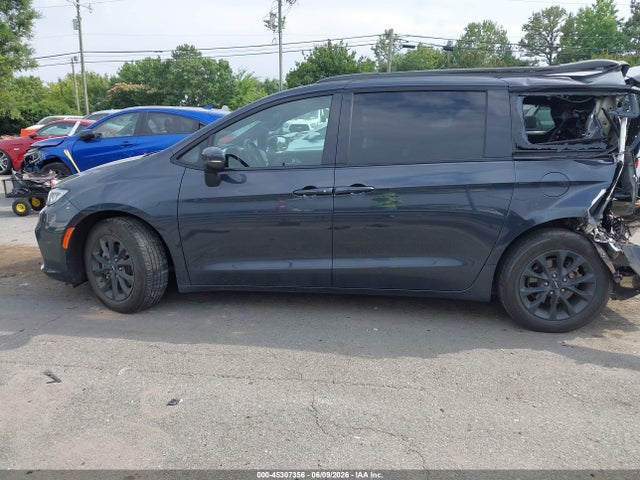 Продажа на аукционе авто 2021 Chrysler Pacifica Touring L, vin: 2C4RC1BG7MR559328, номер лота: 45307356