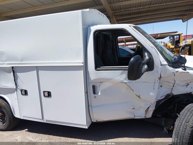 Ford E-350 Cutaway 2025 1FDWE3FN0SDD34648 Image 12