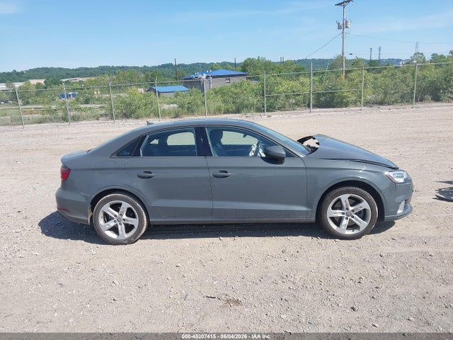 Aukcja sprzedaży 2017 Audi A3 Premium, vin: WAUAUHFF0H1052315, numer aukcji: 45307415