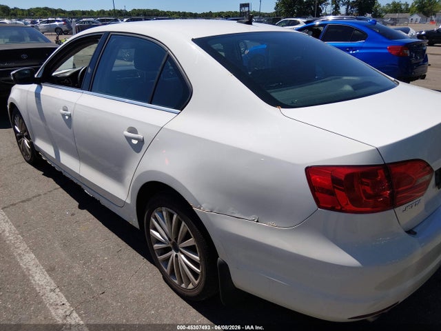 2011 Volkswagen Jetta 2.5l Sel მანქანა იყიდება აუქციონზე, vin: 3VWLZ7AJ1BM394088, აუქციონის ნომერი: 45307493