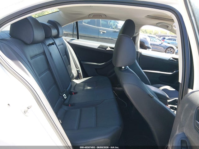 2011 Volkswagen Jetta 2.5l Sel მანქანა იყიდება აუქციონზე, vin: 3VWLZ7AJ1BM394088, აუქციონის ნომერი: 45307493