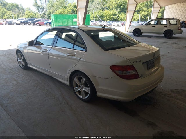 45307509 :رقم المزاد ، WDDGF5EB6AR106377 vin ، 2010 Mercedes-benz C 300 Luxury/sport مزاد بيع