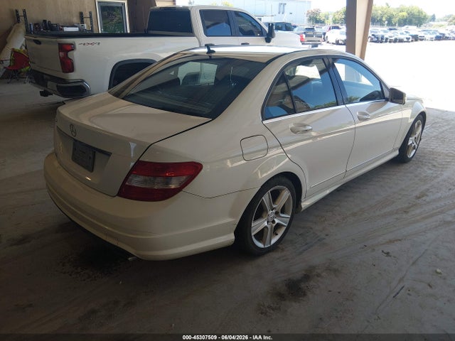 45307509 :رقم المزاد ، WDDGF5EB6AR106377 vin ، 2010 Mercedes-benz C 300 Luxury/sport مزاد بيع