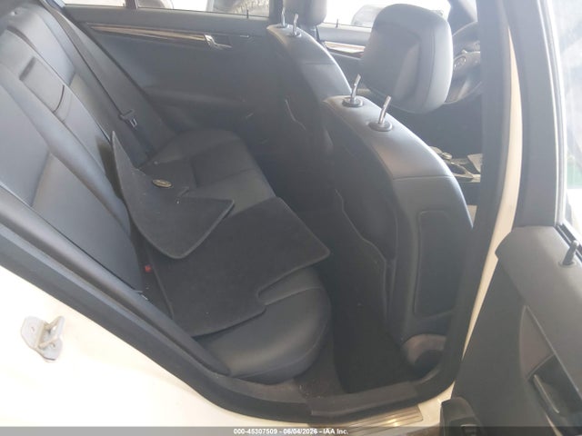 45307509 :رقم المزاد ، WDDGF5EB6AR106377 vin ، 2010 Mercedes-benz C 300 Luxury/sport مزاد بيع