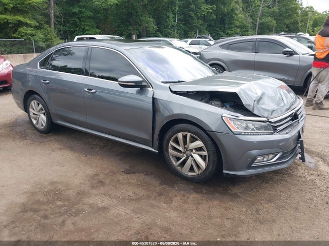 2018 Volkswagen Passat 2.0t Se მანქანა იყიდება აუქციონზე, vin: 1VWBA7A31JC023775, აუქციონის ნომერი: 45307520
