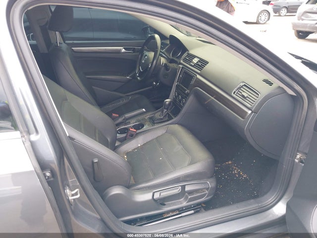 Продаж на аукціоні авто 2018 Volkswagen Passat 2.0t Se, vin: 1VWBA7A31JC023775, номер лоту: 45307520