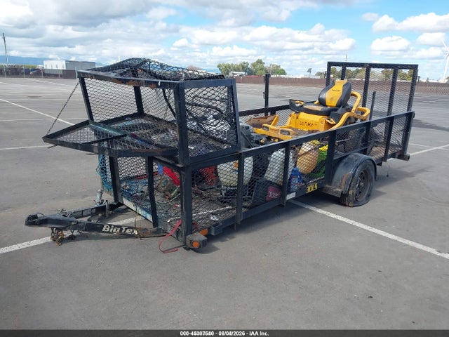 45307540 :رقم المزاد ، 16VAX1413F4003568 vin ، 2015 Big Tex Trailer Co Inc Unknown مزاد بيع