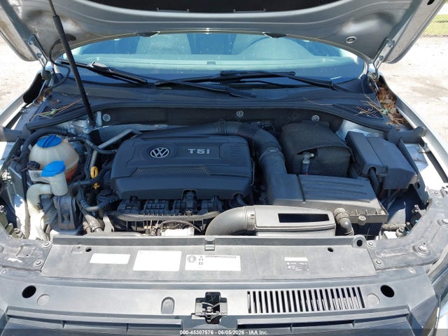 2015 Volkswagen Passat 1.8t Sport მანქანა იყიდება აუქციონზე, vin: 1VWBT7A30FC102971, აუქციონის ნომერი: 45307576