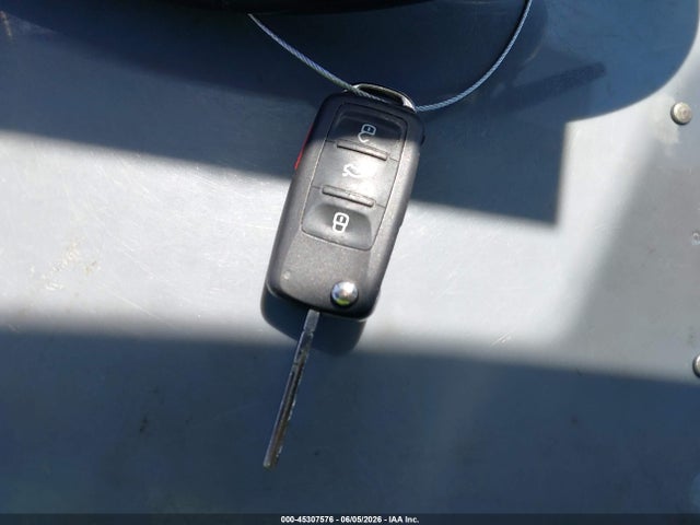 2015 Volkswagen Passat 1.8t Sport მანქანა იყიდება აუქციონზე, vin: 1VWBT7A30FC102971, აუქციონის ნომერი: 45307576