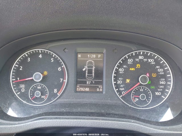2015 Volkswagen Passat 1.8t Sport მანქანა იყიდება აუქციონზე, vin: 1VWBT7A30FC102971, აუქციონის ნომერი: 45307576