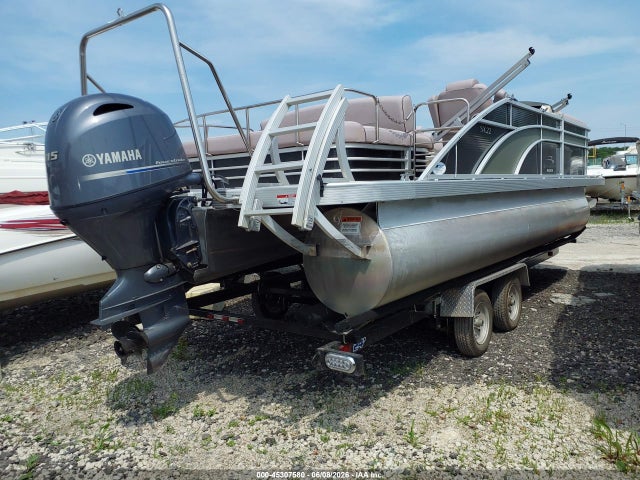 Bennington Other 2018 ETWE8851F718 Image 4