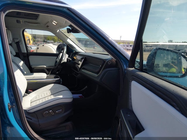 Продаж на аукціоні авто 2023 Rivian R1s Adventure, vin: 7PDSGABA3PN014299, номер лоту: 45307656