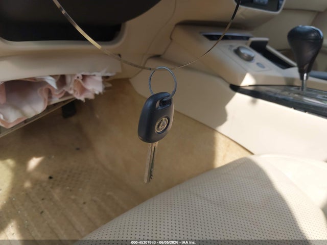 45307683 :رقم المزاد ، JTHBK1GG0D2052488 vin ، 2013 Lexus Es 350 مزاد بيع
