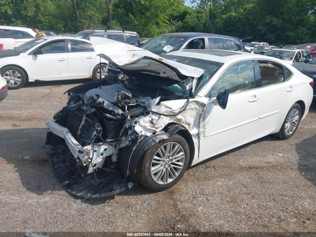 45307683 :رقم المزاد ، JTHBK1GG0D2052488 vin ، 2013 Lexus Es 350 مزاد بيع