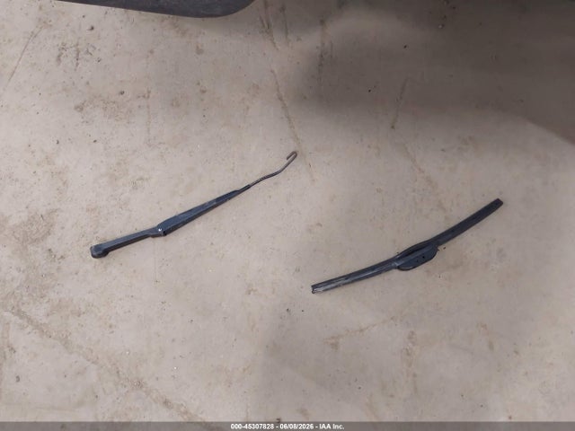 45307828 :رقم المزاد ، 1GCDT19W528173538 vin ، 2002 Chevrolet S-10 مزاد بيع