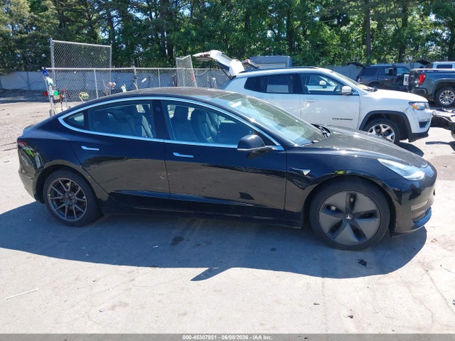 Продажа на аукционе авто 2018 Tesla Model 3 Long Range/performance, vin: 5YJ3E1EB4JF068190, номер лота: 45307851