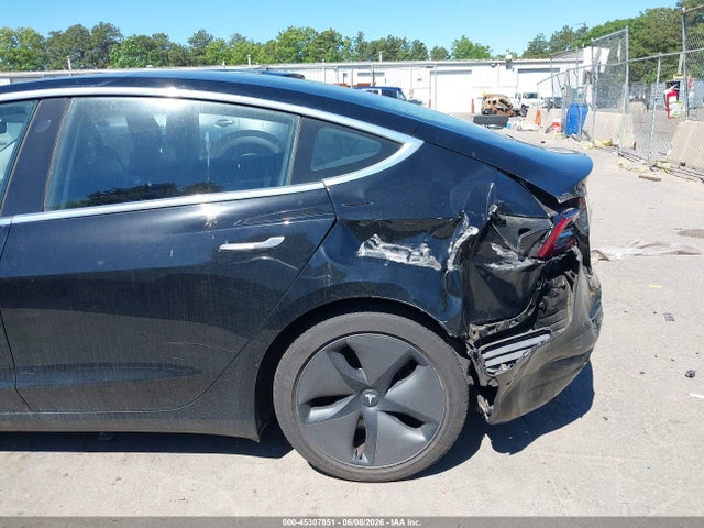 Продажа на аукционе авто 2018 Tesla Model 3 Long Range/performance, vin: 5YJ3E1EB4JF068190, номер лота: 45307851