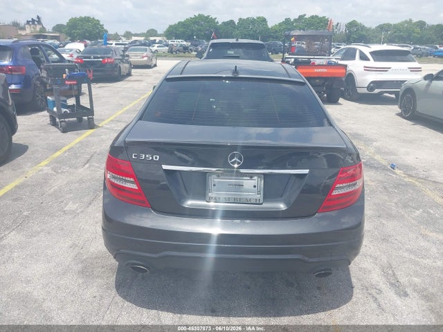 Продаж на аукціоні авто 2014 Mercedes-benz C 350 Sport, vin: WDDGJ5HB3EG209199, номер лоту: 45307873