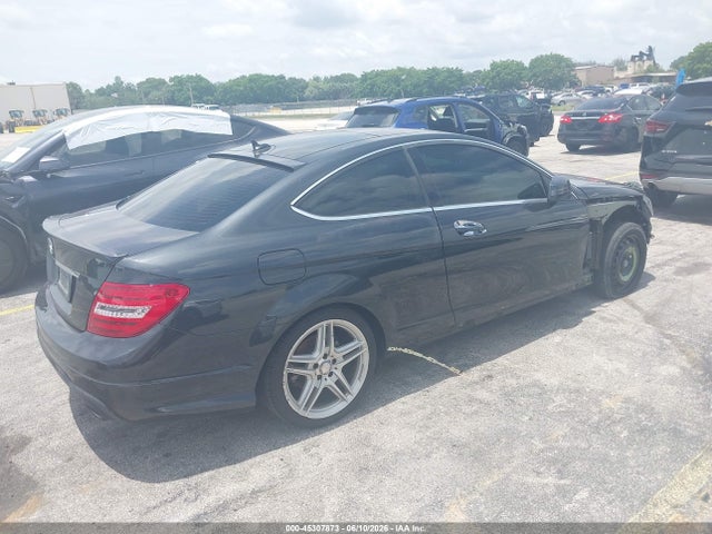 Продаж на аукціоні авто 2014 Mercedes-benz C 350 Sport, vin: WDDGJ5HB3EG209199, номер лоту: 45307873