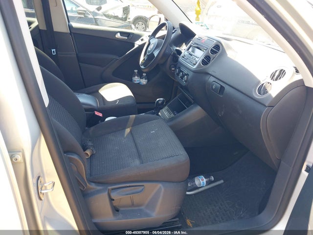 Продаж на аукціоні авто 2011 Volkswagen Tiguan S, vin: WVGAV7AX8BW552383, номер лоту: 45307905