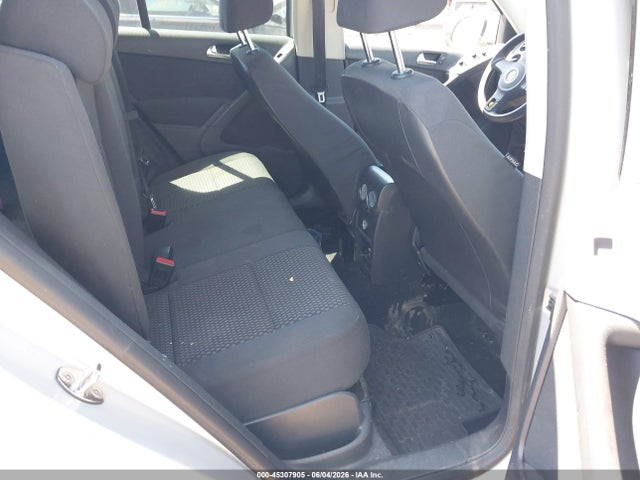 Продаж на аукціоні авто 2011 Volkswagen Tiguan S, vin: WVGAV7AX8BW552383, номер лоту: 45307905