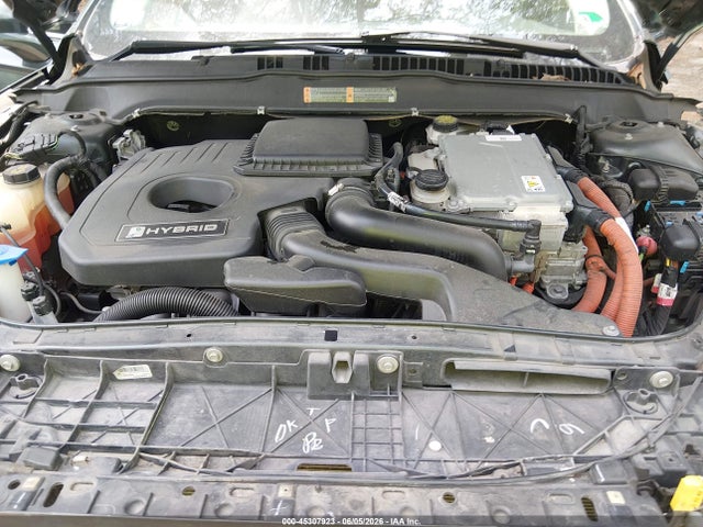45307923 :رقم المزاد ، 3FA6P0RU9FR157987 vin ، 2015 Ford Fusion Hybrid Titanium مزاد بيع
