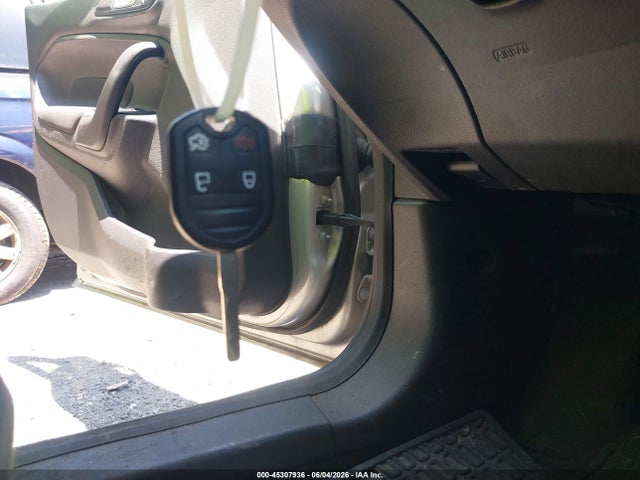 Продажа на аукционе авто 2015 Ford Fiesta Se, vin: 3FADP4BE7FM166914, номер лота: 45307936