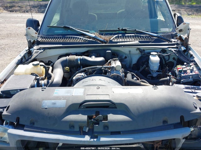 45307961 :رقم المزاد ، 1GTEC14W1YE131924 vin ، 2000 Gmc Sierra 1500 Sl مزاد بيع