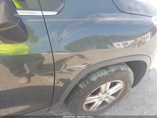 45307998 :رقم المزاد ، 3GNCJPSB9HL151653 vin ، 2017 Chevrolet Trax Lt مزاد بيع