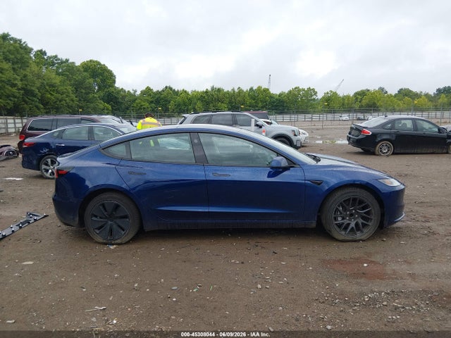 Tesla MODEL 3 2025 5YJ3E1EAXSF964244 Image 13