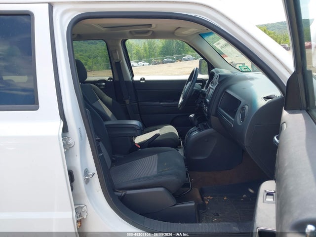 2014 Jeep Patriot Latitude მანქანა იყიდება აუქციონზე, vin: 1C4NJRFB8ED734708, აუქციონის ნომერი: 45308104