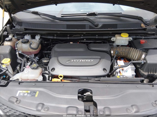 2020 Chrysler Pacifica Hybrid Touring L მანქანა იყიდება აუქციონზე, vin: 2C4RC1L76LR224493, აუქციონის ნომერი: 45308110