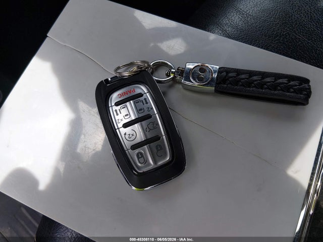 2020 Chrysler Pacifica Hybrid Touring L მანქანა იყიდება აუქციონზე, vin: 2C4RC1L76LR224493, აუქციონის ნომერი: 45308110