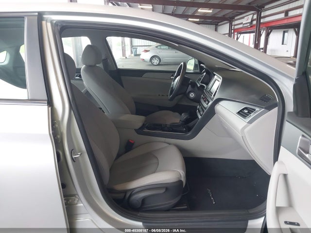 Hyundai SONATA ECO 2019 5NPE24AA6KH774368 Image 5