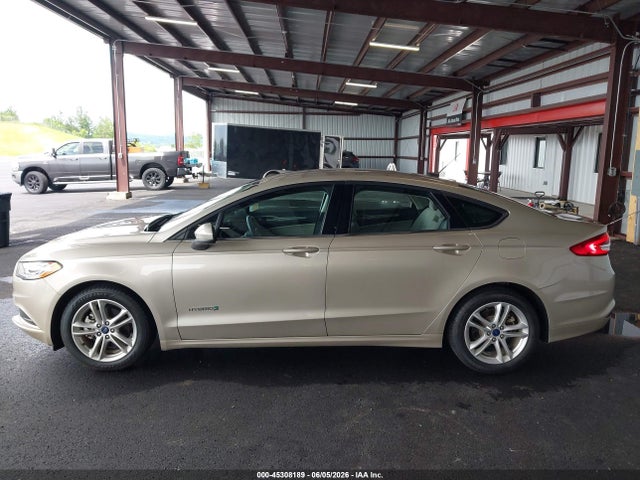 3FA6P0UU3JR271385 Ford Fusion Hybrid S