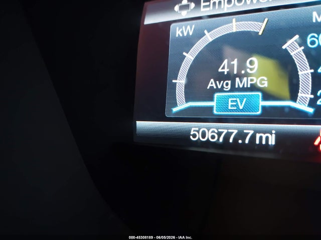 3FA6P0UU3JR271385 Ford Fusion Hybrid S
